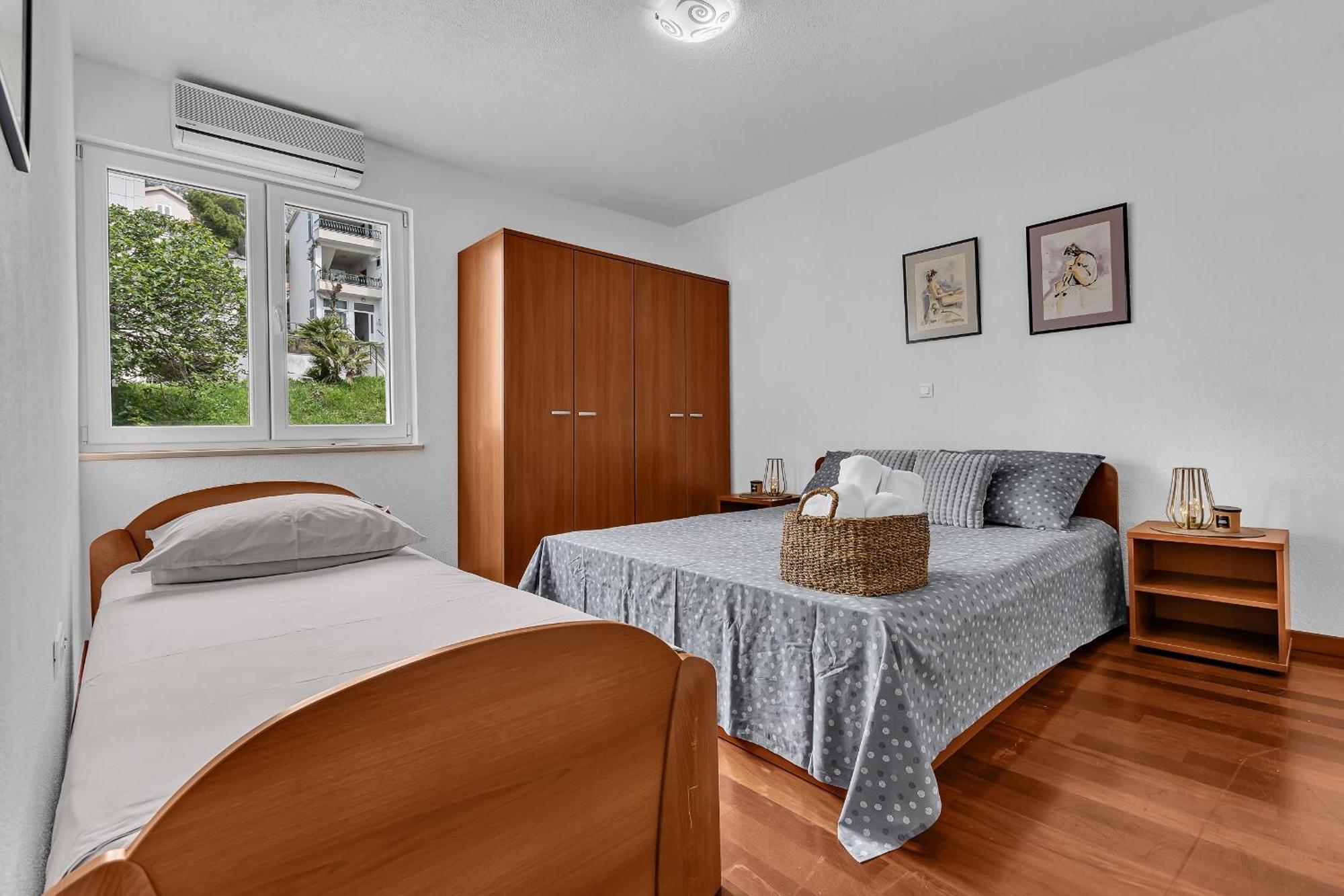 Apartment Lov&Mar With Parking Makarska Exterior photo
